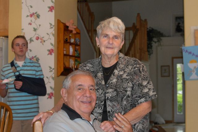 004-Grampa_Gramma.jpg ...